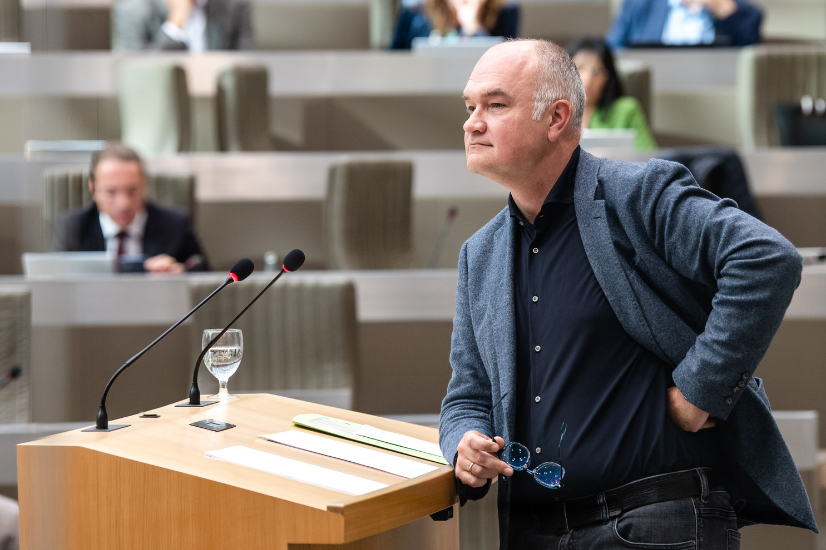 Rzoska in het parlement